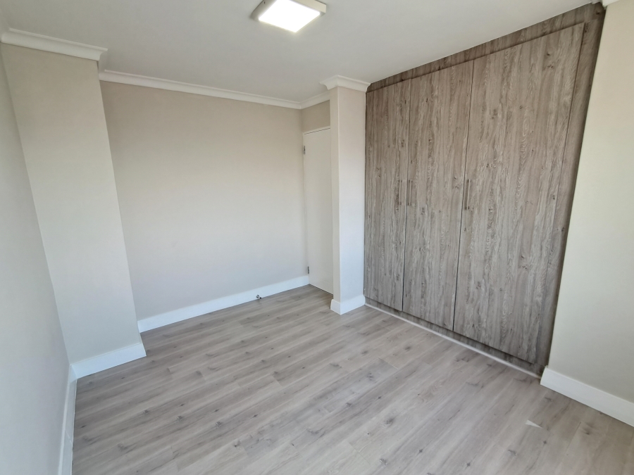 To Let 2 Bedroom Property for Rent in Zonnebloem Western Cape